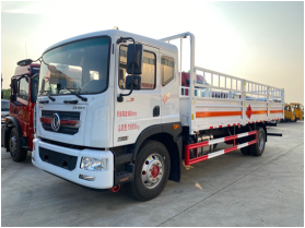 4X217c吃瓜网多利卡D9气瓶运输车
